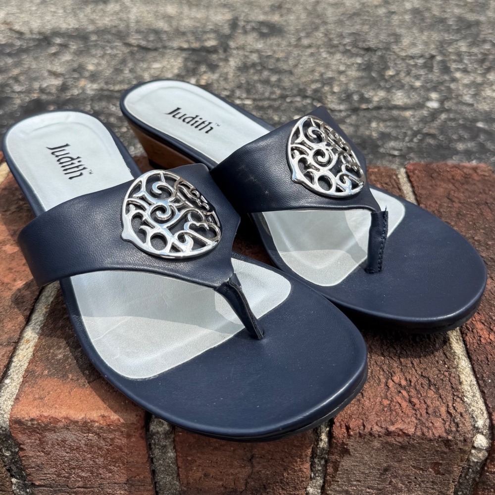 Judith Women's New Navy Silver Embellished Thong Slip On Wedge Beach Sandals Sz8